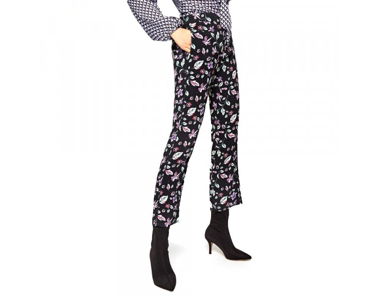 Pepe Jeans dámské černé kalhoty s květinovým vzorem Greta