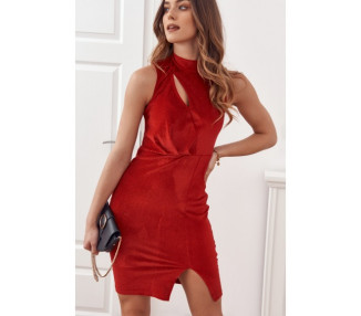 Elegantní šaty s červenými třpytkami