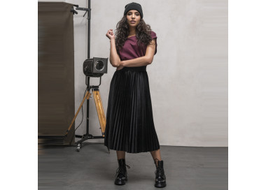 Dámská sukně Urban Classics Ladies Velvet Plisse Skirt black
