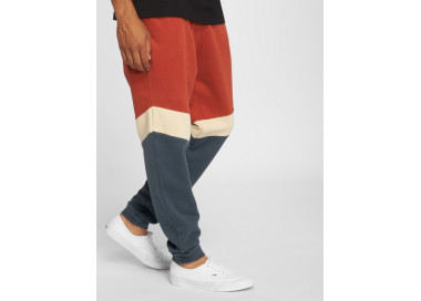 Just Rhyse / Sweat Pant Quillacollo in red