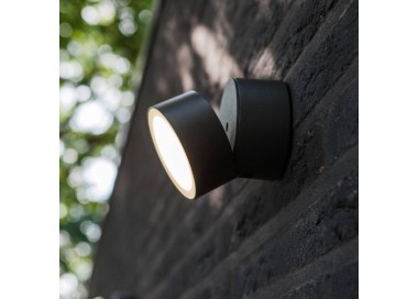  LUTEC LED venkovní nástěnné světlo Trumpet, Ø 9,4 cm